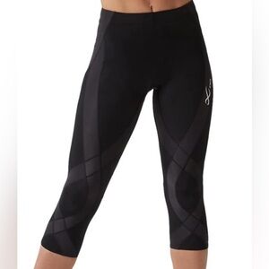 CW-X Womens small Endurance Generator Joint Muscle Support 3/4 Compression Tight